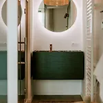 Apartment O